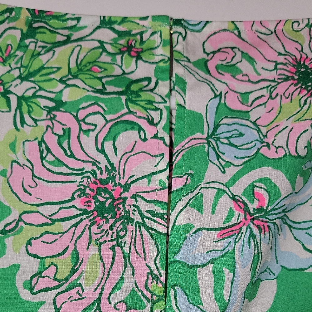 Lilly Pulitzer Vibrant Green and Pink Floral Top - Picture 8 of 12